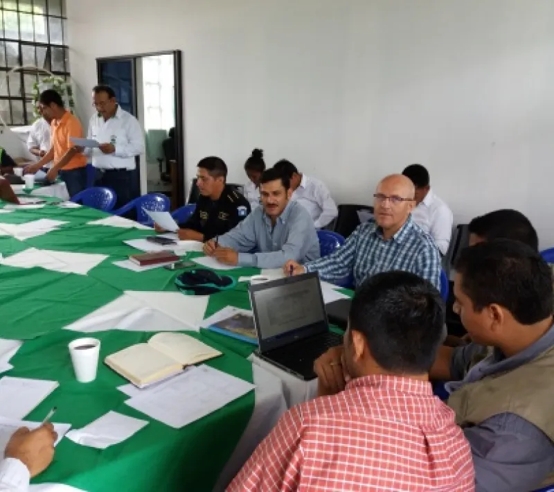 35. reunion en la municipalidad para constitucion comusan
