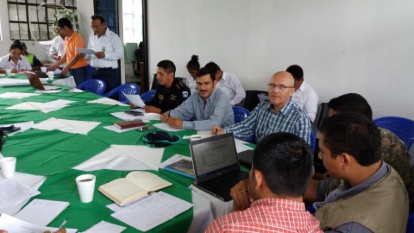 35. reunion en la municipalidad para constitucion comusan