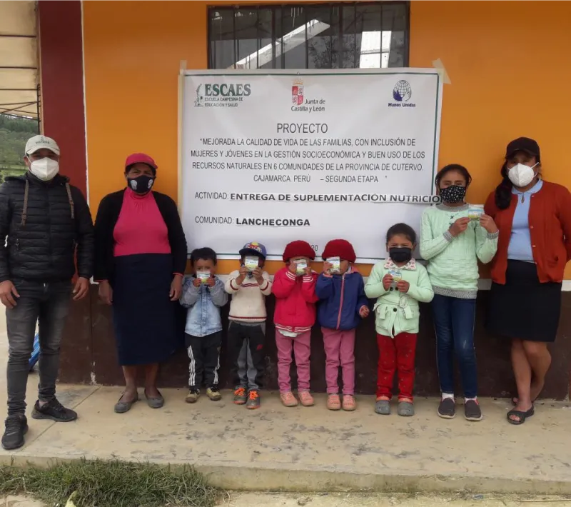Entrega de suplemento nutricional Nutrihojitas a niños y niñas de 6 meses a 5 años de edad - Lancheconga