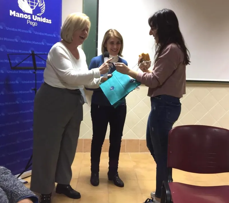 Cena del Hambre en  Manos Unidas Valencia, delegación de Pego.