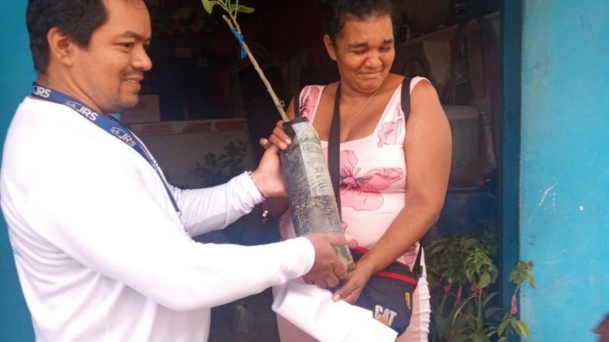 54729 entrega de insumos bosques aguasnegras y palma esteral 3
