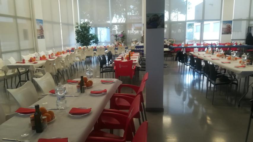 Cena del hambre en la comarcal de Manos Unidas Valencia en Foyos.