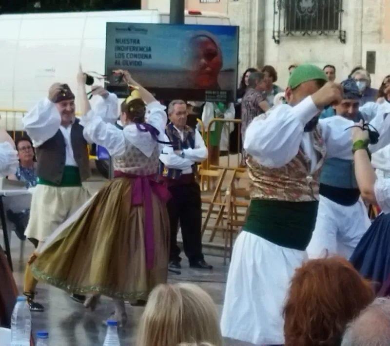 Grup de Danses Sant Vicent Ferrer durante su magnífica actuación.