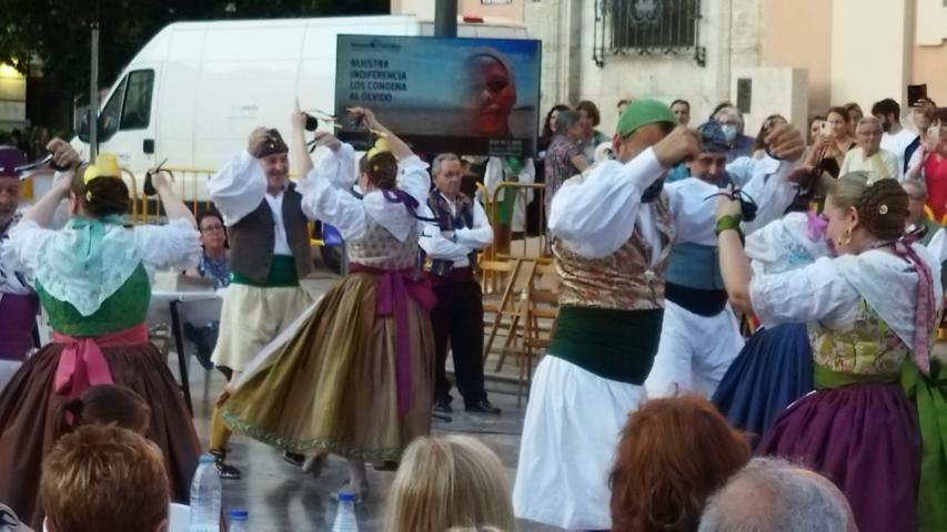 Grup de Danses Sant Vicent Ferrer durante su magnífica actuación.