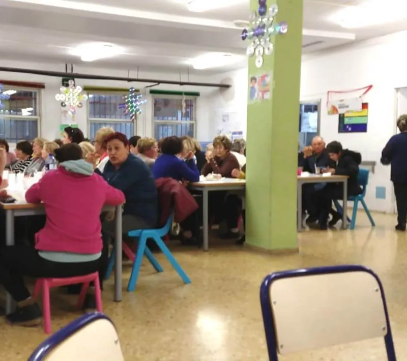 La delegación comarcal de Picanya de Manos Unidas Valencia celebra una merienda solidaria.