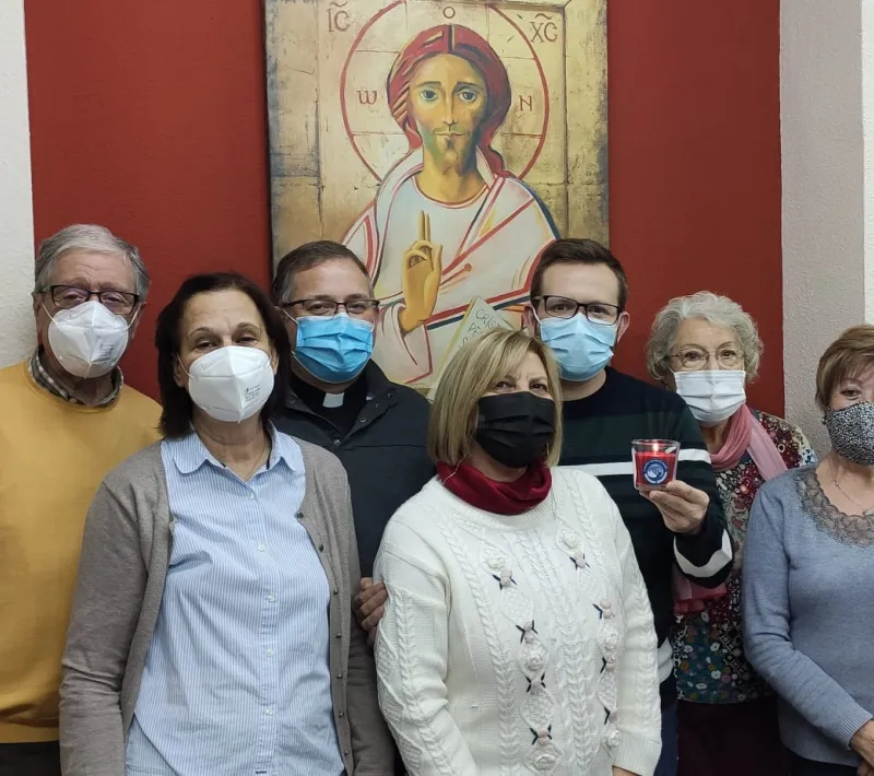 Voluntarios de la comarcal de Requena unidos para renovar su compromiso.