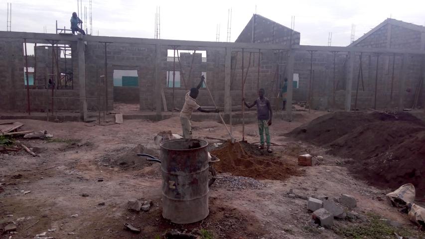 72215 foto construccion 4