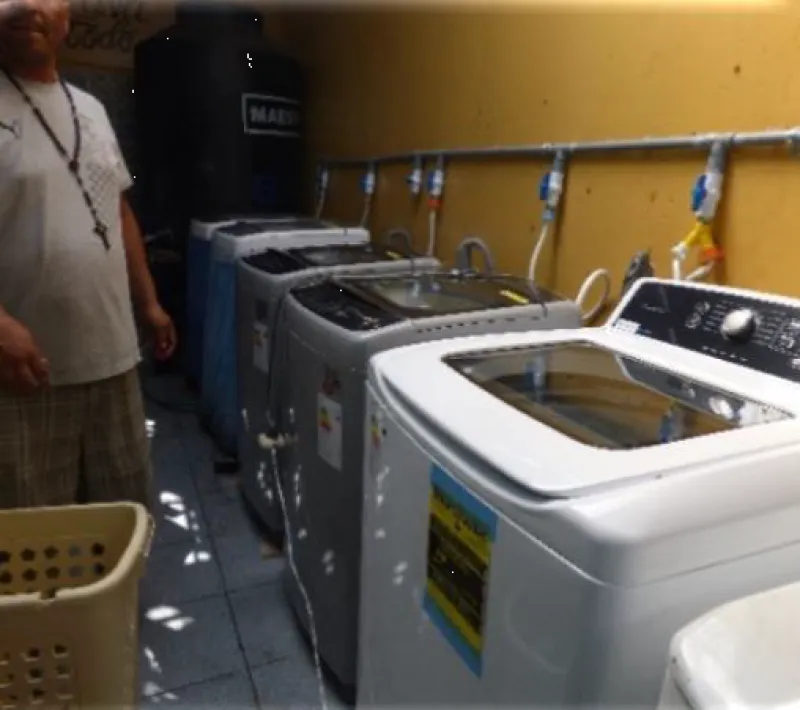 74568 8
