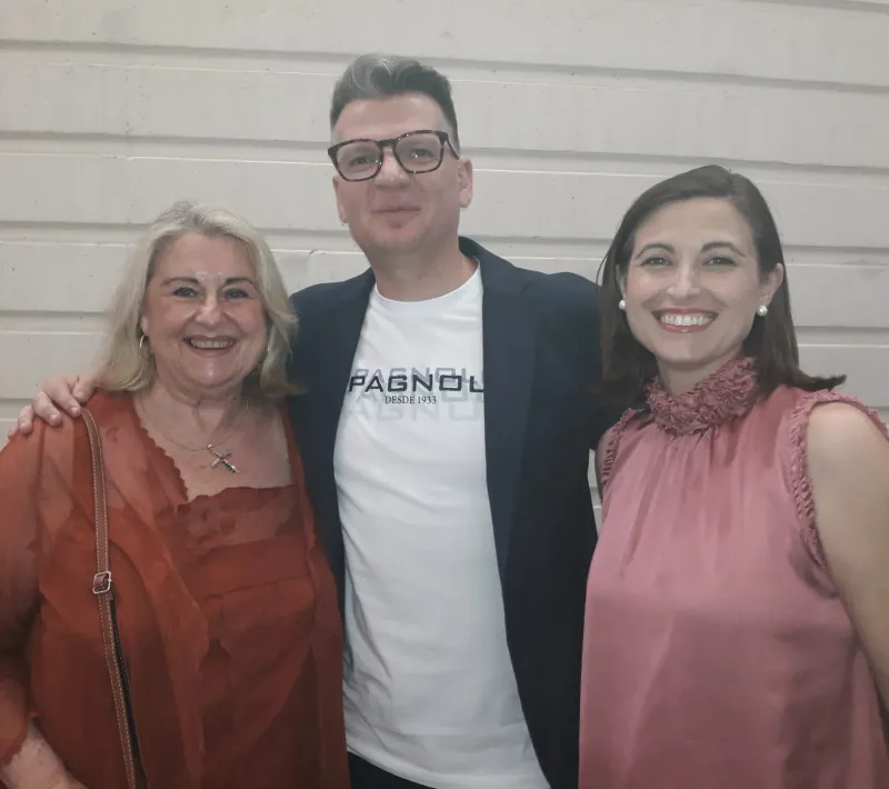 Ana Ruiz, Kique Peña y Vanesa Berlanga.