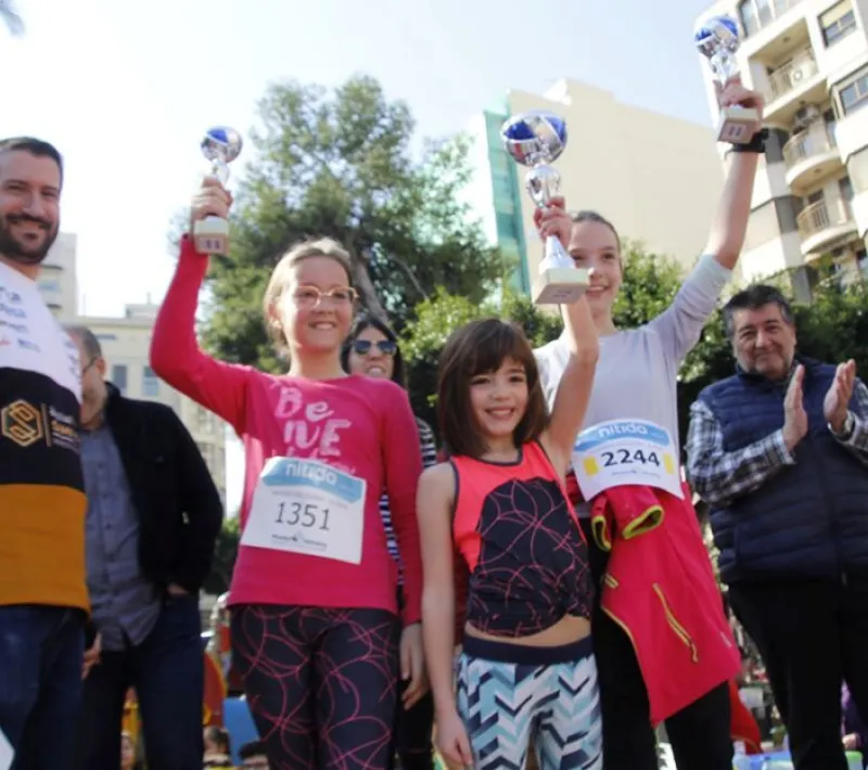 Carrera Solidaria organizada por la delegación comarcal de Manos Unidas en Alcira.