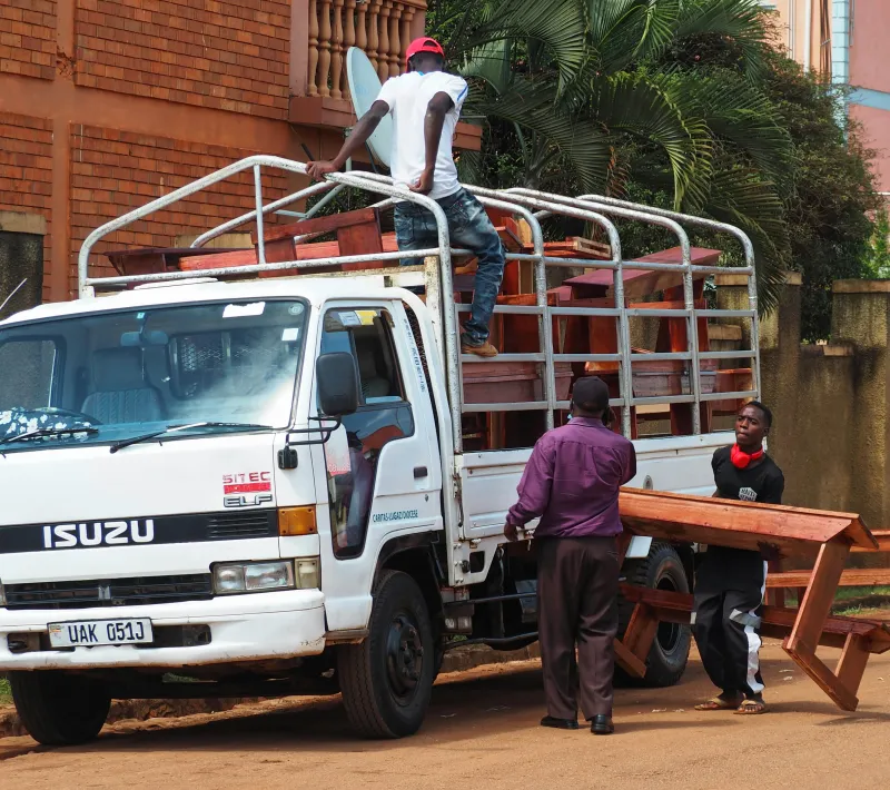 Transporte de material escolar