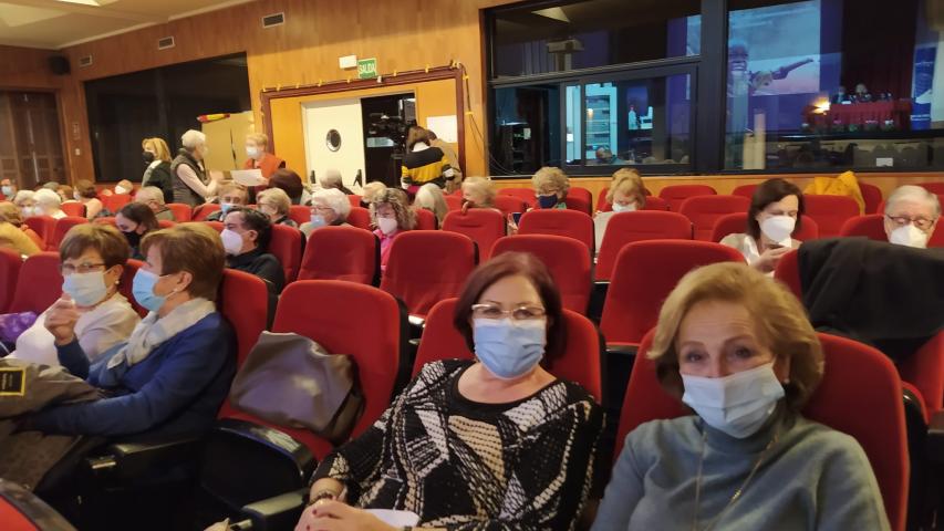 Asistentes a la Asamblea Diocesana Anual de Manos Unidas Valencia.