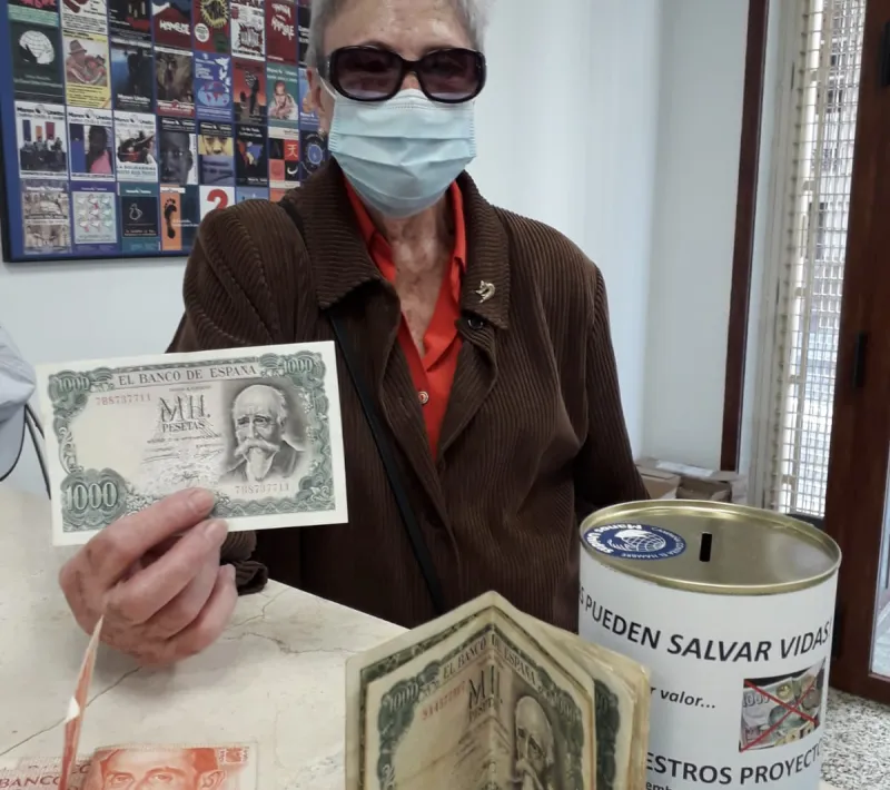 Donativo anónimo de la campaña "Tus pesetas pueden salvar vidas" de Manos Unidas Valencia.