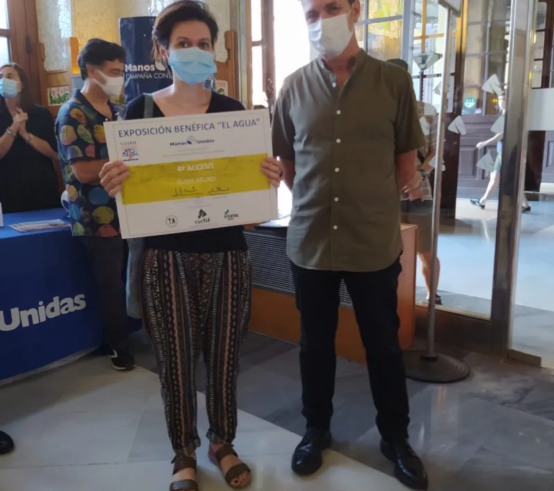 El cuatro accesit fue para Elena Bruno por "Life drops".