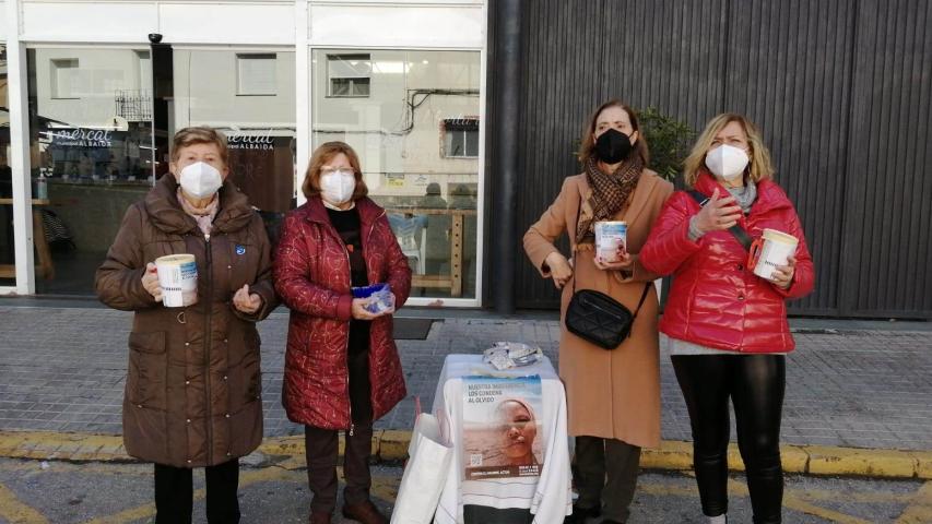 Las voluntarias de Manos Unidas en Albaida en el Día de Mercado.