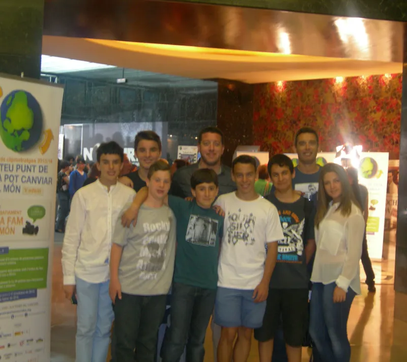 alumnos y profesores colegio divino pastor