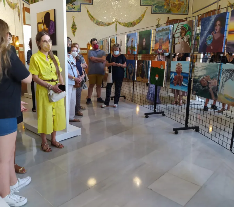 Ambiente de la sala de Exposiciones en la Estación del Norte.