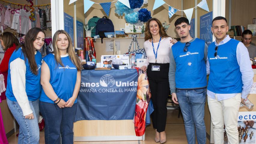 anabel y voluntarios