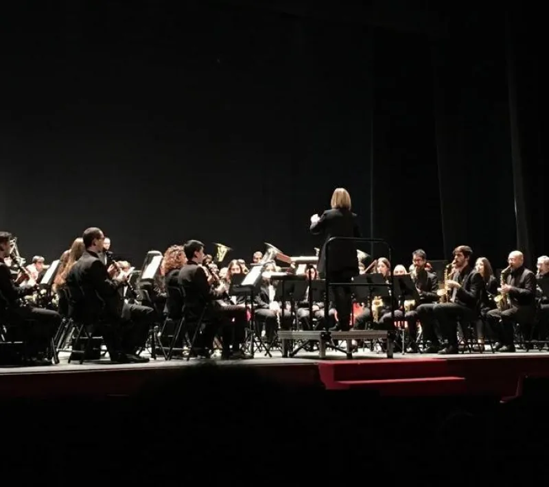 Sociedad Unión Musical de Catarroja durante el concierto solidario en favor de Manos Unidas Valencia.