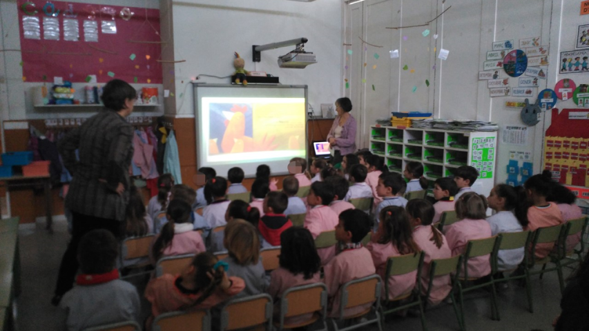 Cuentacuentos en la escuela Beat Bonaventura Gran de Riudoms