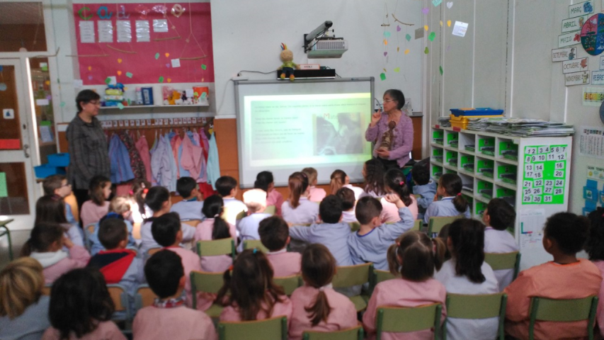 Cuentacuentos en la escuela Beat Bonaventura Gran de Riudoms