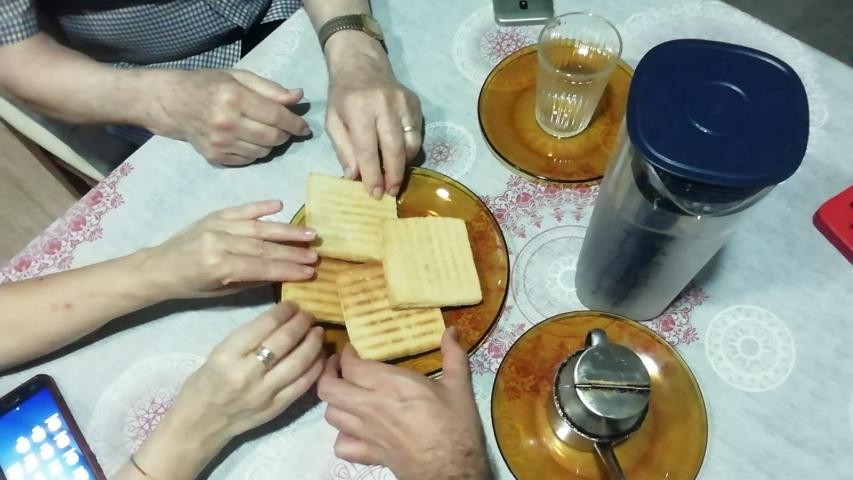 Buñol. Cena del Hambre Virtual de Manos Unidas Valencia