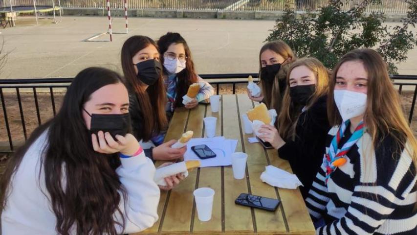 L a comarcal de Canals de Manos Unidas Valencia  se ha unido a la solidaridad de la Campaña 63.