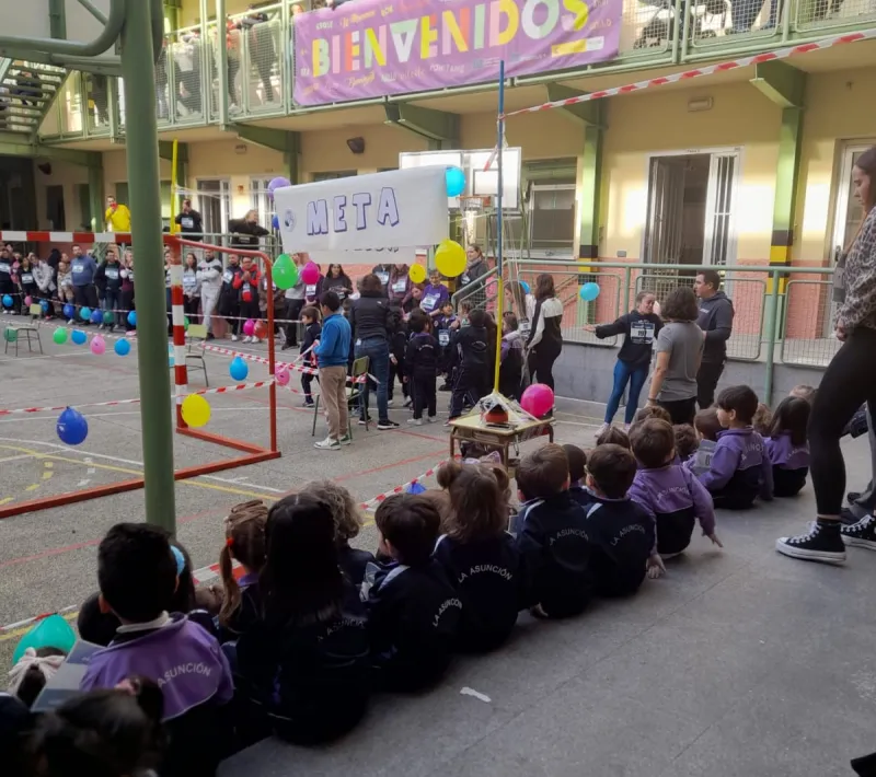 Carrera solidaria en el colegio Asunción de Vallecas a favor de Manos Unidas