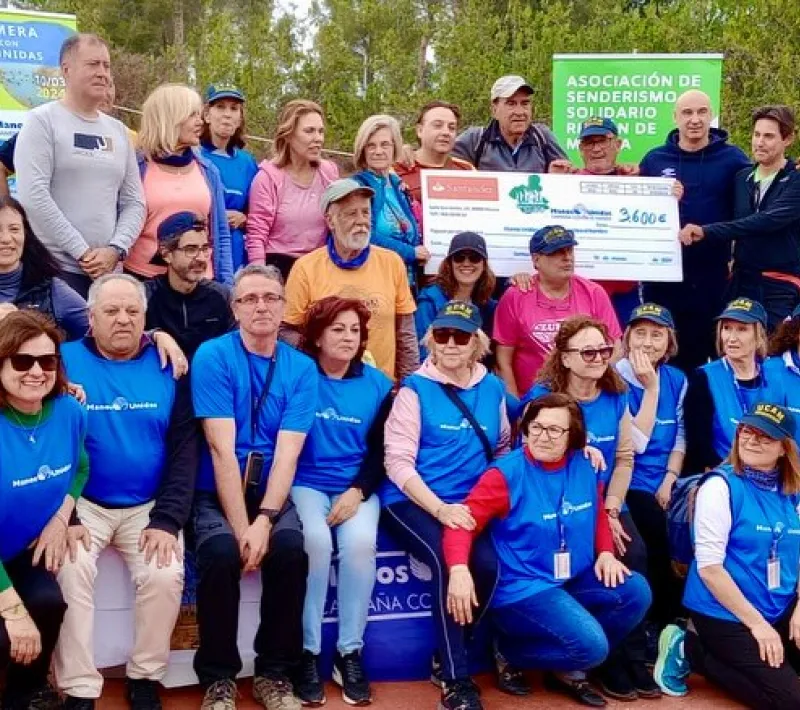 Gran Éxito de la marcha solidaria "Santomera camina con Manos Unidas".