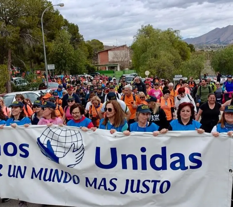 Gran Éxito de la marcha solidaria "Santomera camina con Manos Unidas".