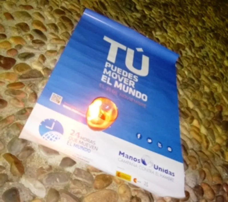 cartel suelo 24 horas que mueven el mundo 3w
