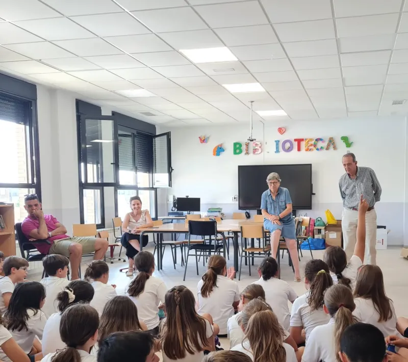 Entrega de diplomas de Manos Unidas Madrid en el CEIP Blas de Lezo de Parla