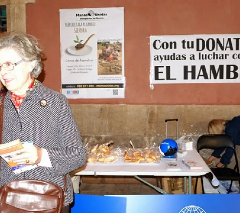 cena hambre manos unidas murcia 2016
