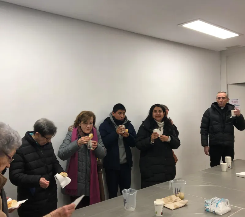 cenadhambre s pedroysanpablo coslada2