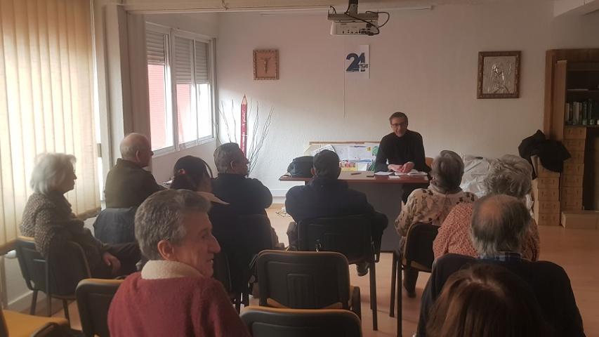 Charla del consiliario de Manos Unidas Madrid en los Lunes de Formación