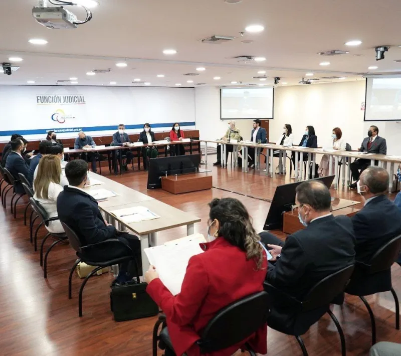 Acercando la justicia ordinaria y la indígena en Ecuador - Reuniones de trabajo