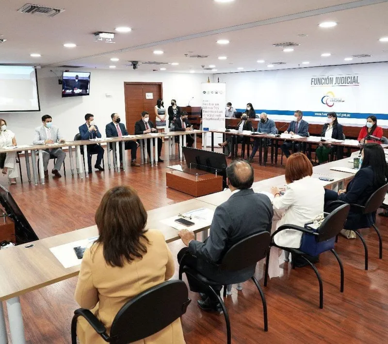 Acercando la justicia ordinaria y la indígena en Ecuador - Reuniones de trabajo