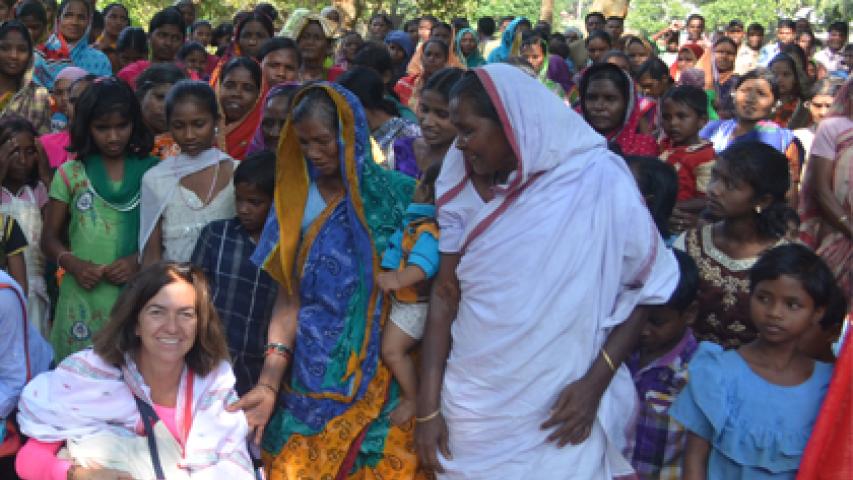 Clara Pardo en la India