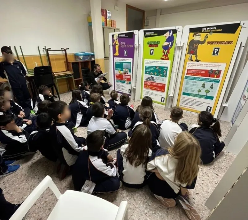 clase censored
