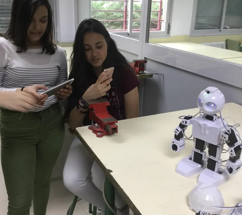 clipmetrajes colegio valmayor mu 2018 4r