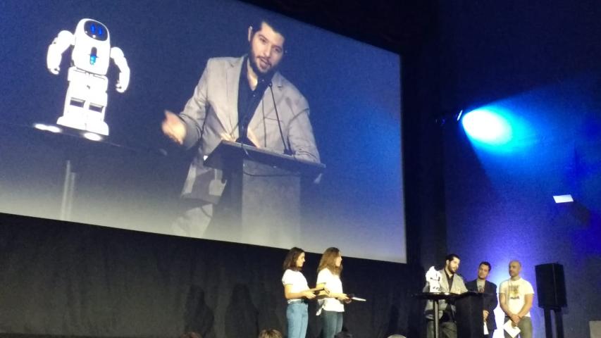 Alumnos en la gala clipmetrajes