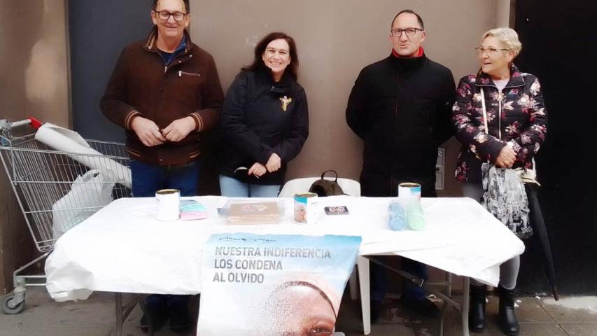 La comarcal de Benetússer ha promovido la organización de mesas petitorias en favor de Manos Unidas.