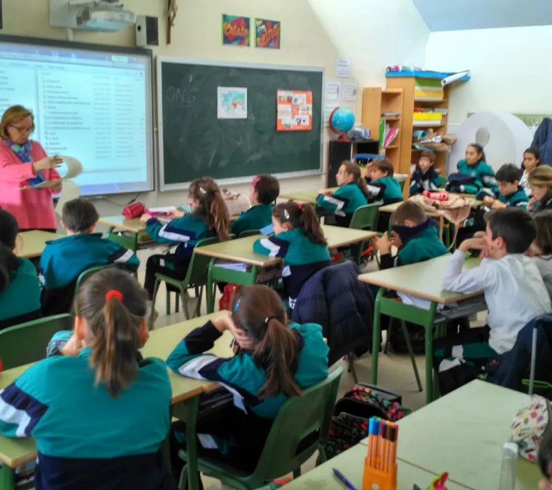 colegio cristo rey 4