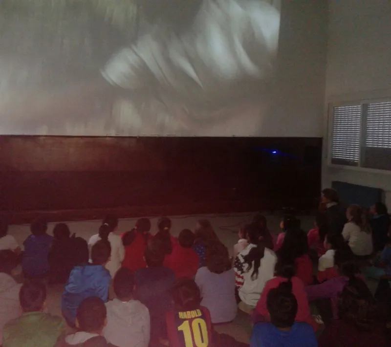 colegio gustavo adolfo bequer charla de manos unidas1