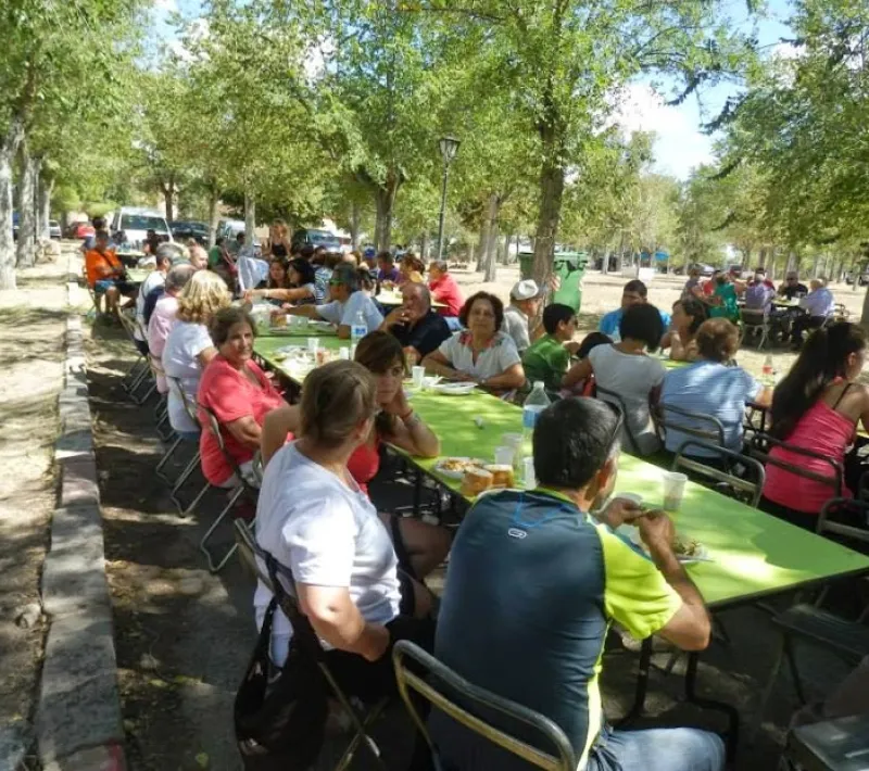comida virgen cruces foto juan luis loro1