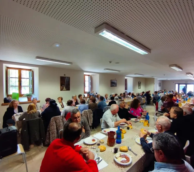 comida solidaria penafiel 04 05 2024 3