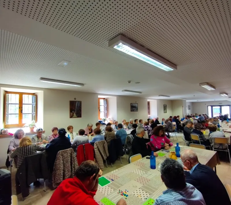 comida solidaria penafiel 04 05 2024 8
