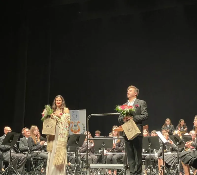 La soprano Belén Roig, y el tenor Vicent Romero, que pusieron sus voces de forma altruista en beneficio de los necesitados.