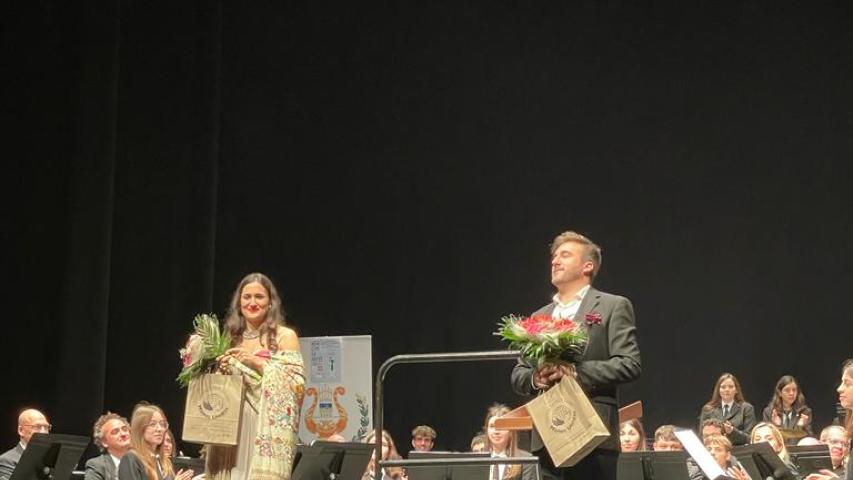 La soprano Belén Roig, y el tenor Vicent Romero, que pusieron sus voces de forma altruista en beneficio de los necesitados.