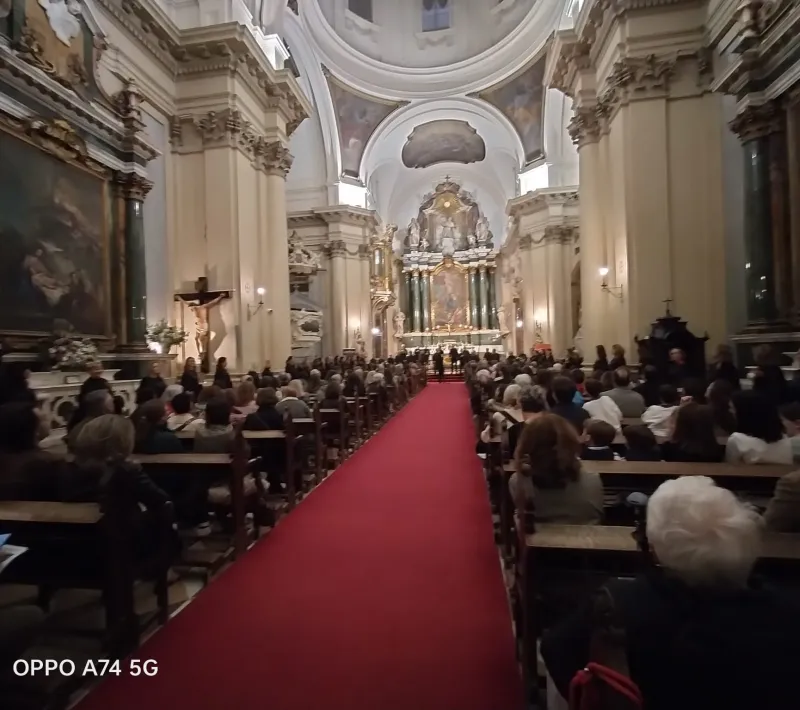 Concierto de la coral ITER en la parroquia de Sta. Bárbara a favor de Manos Unidas